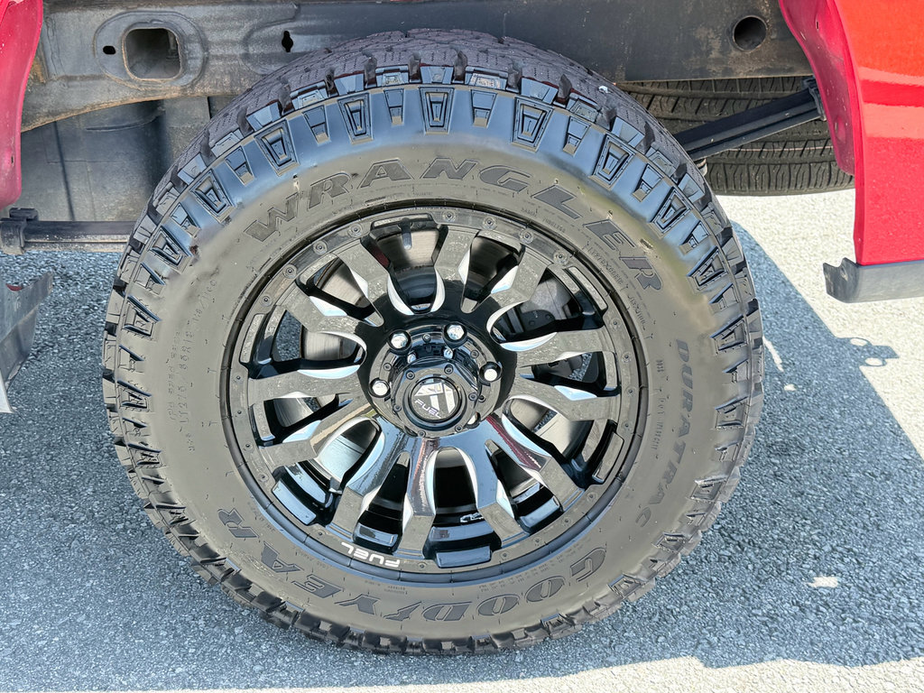 Used 2021 Chevrolet Silverado 1500 Custom Trail Boss w/ LPO, Dark Essentials Package AWD/4WD image 33