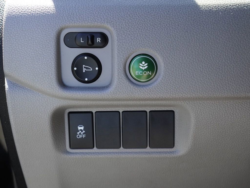 Used 2017 Honda Pilot EX image 10