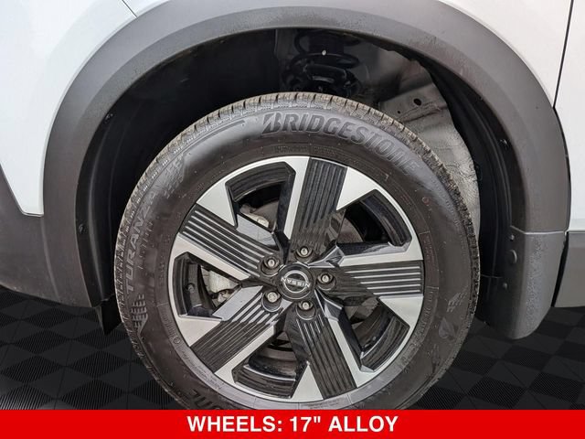 Certified 2025 Nissan Kicks SV AWD/4WD image 10