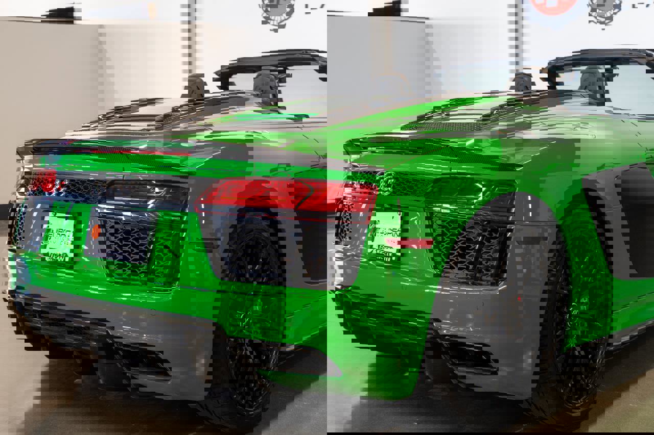 Used 2018 Audi R8 V10 plus image 14