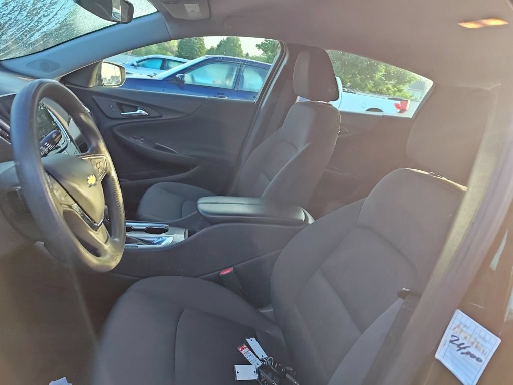 Used 2021 Chevrolet Malibu LT FWD image 6