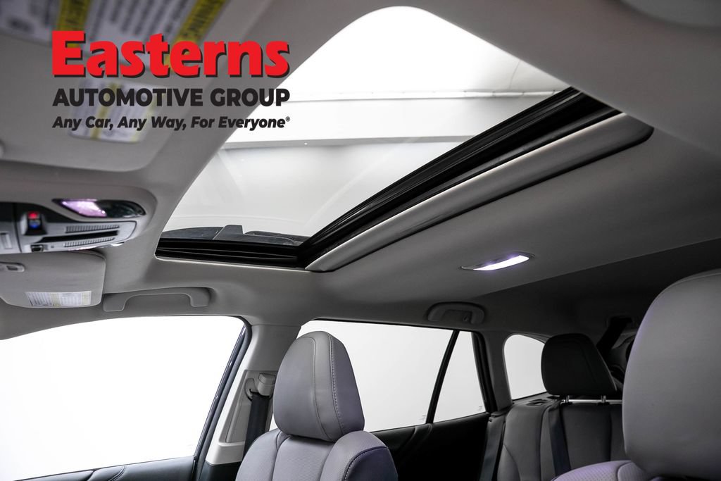 Used 2023 Subaru Outback Limited AWD/4WD image 35