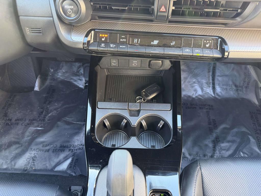 Used 2024 Toyota Prius XLE image 19