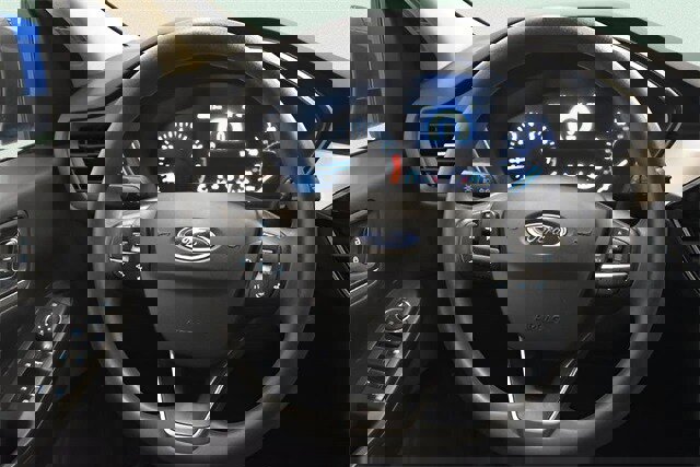 Used 2020 Ford Escape SE image 26