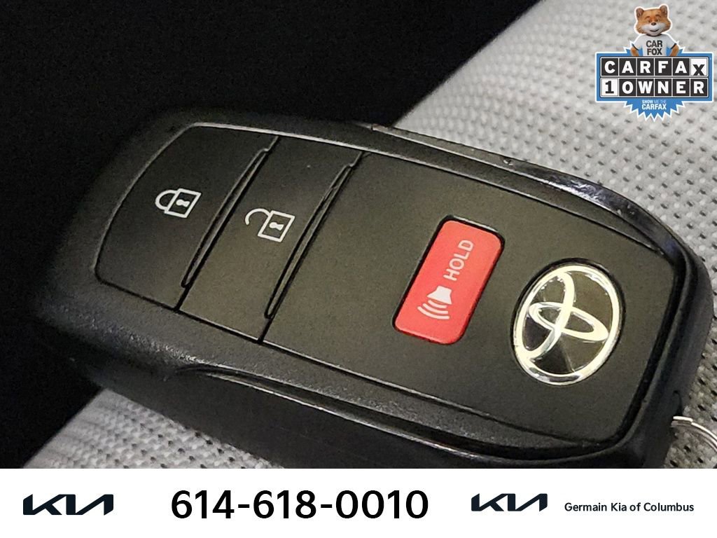 Used 2024 Toyota Corolla SE image 33