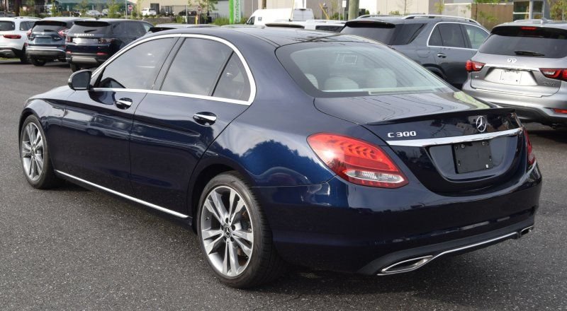 Used 2018 Mercedes-Benz C 300 Sedan w/ Premium Package image 8