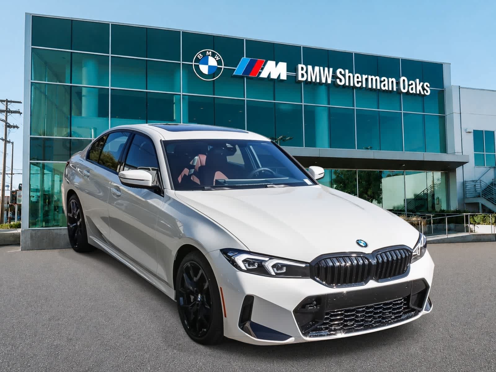 New 2026 BMW 330i Sedan w/ M Sport Package RWD image 3