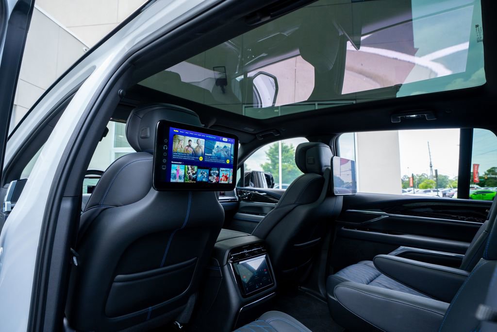 Used 2025 Cadillac Escalade IQ Luxury 1 w/ Smart Trailering package AWD/4WD image 50