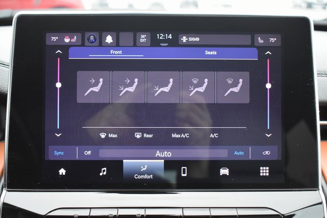 Used 2022 Jeep Compass Limited image 23