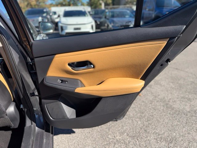 Used 2021 Nissan Sentra SV w/ SV Premium Package FWD image 26