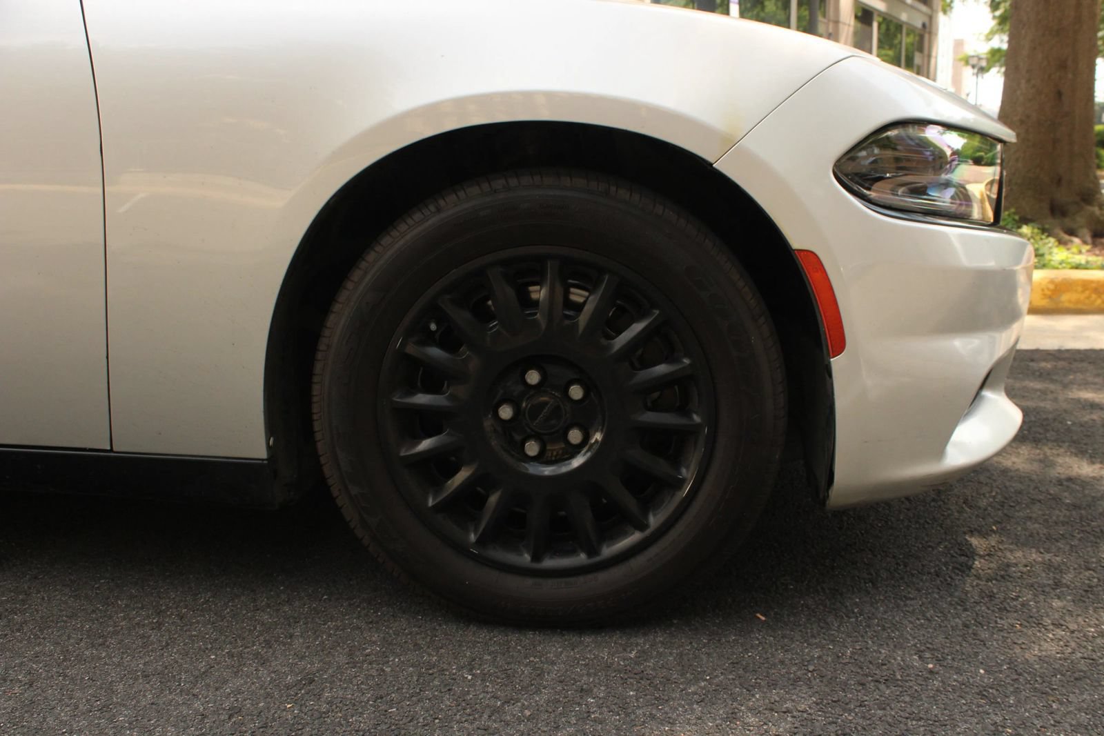 Used 2019 Dodge Charger Police AWD/4WD image 4