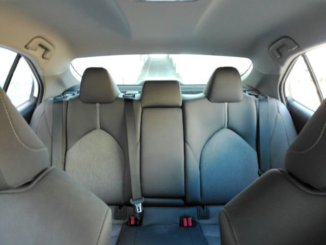 Used 2022 Toyota Camry LE image 28