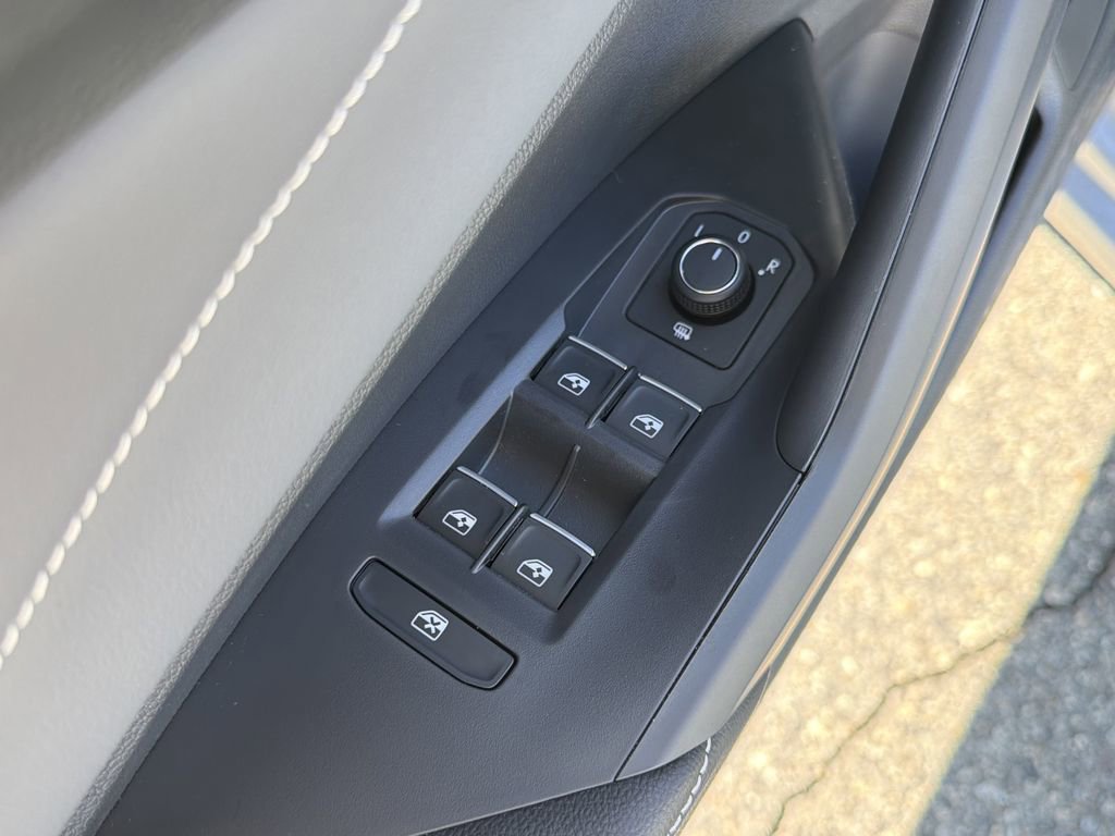 New 2026 Volkswagen Jetta SEL image 24