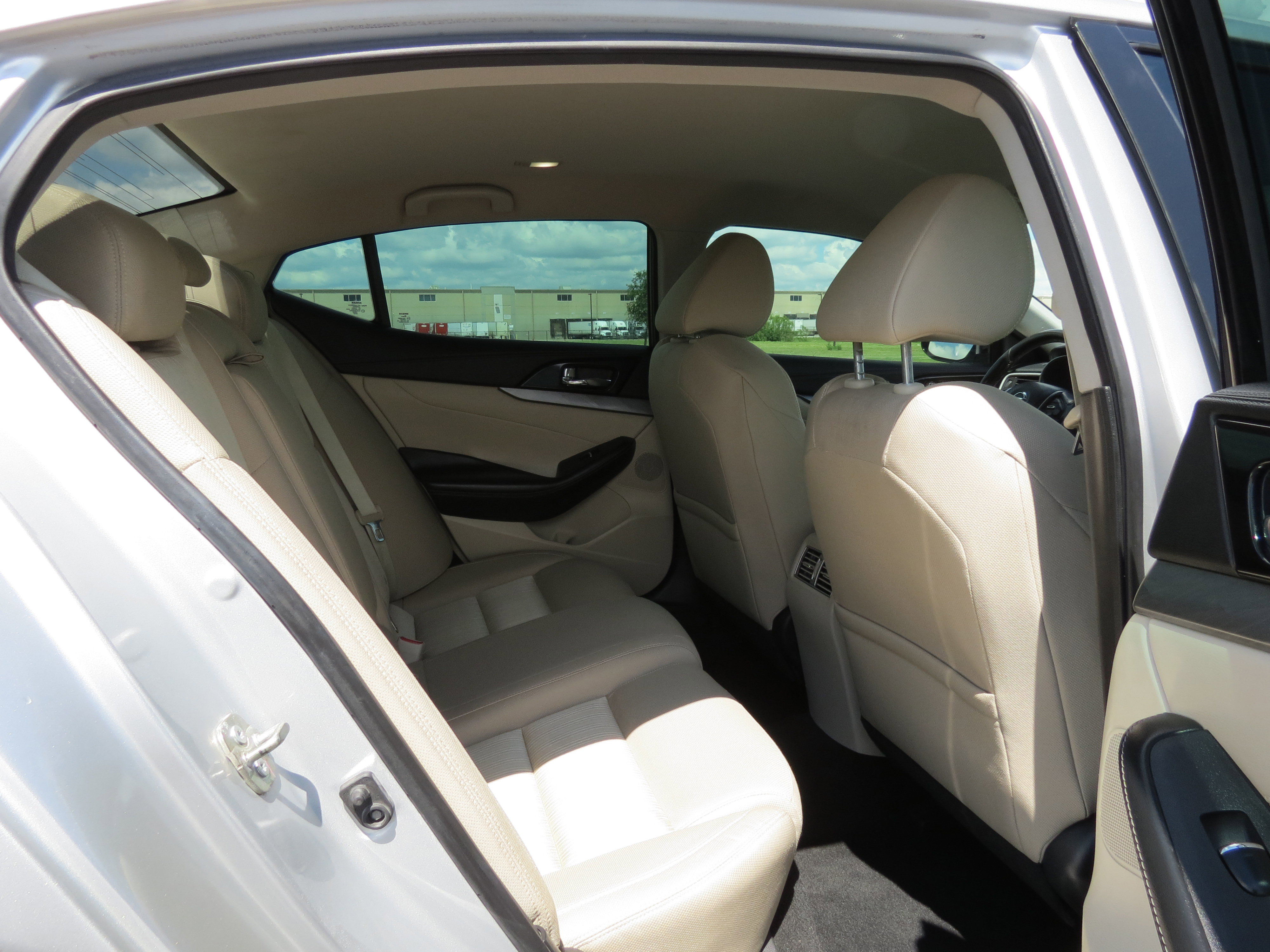 Used 2016 Nissan Maxima 3.5 S image 35