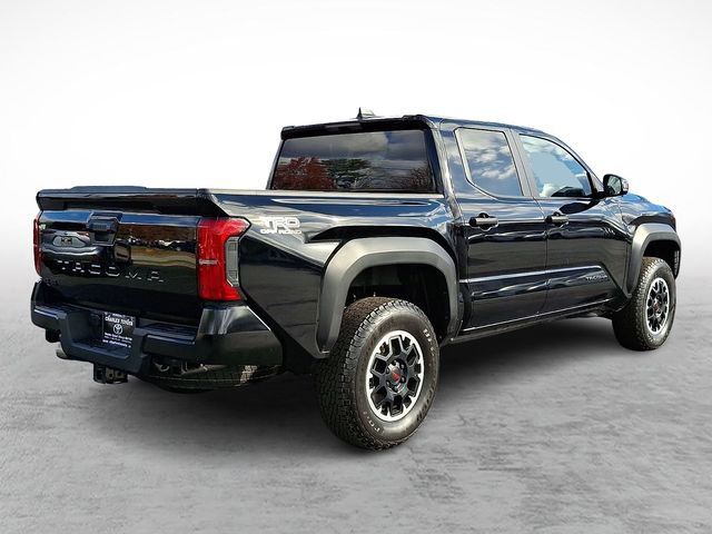 Used 2024 Toyota Tacoma TRD Off-Road AWD/4WD image 6