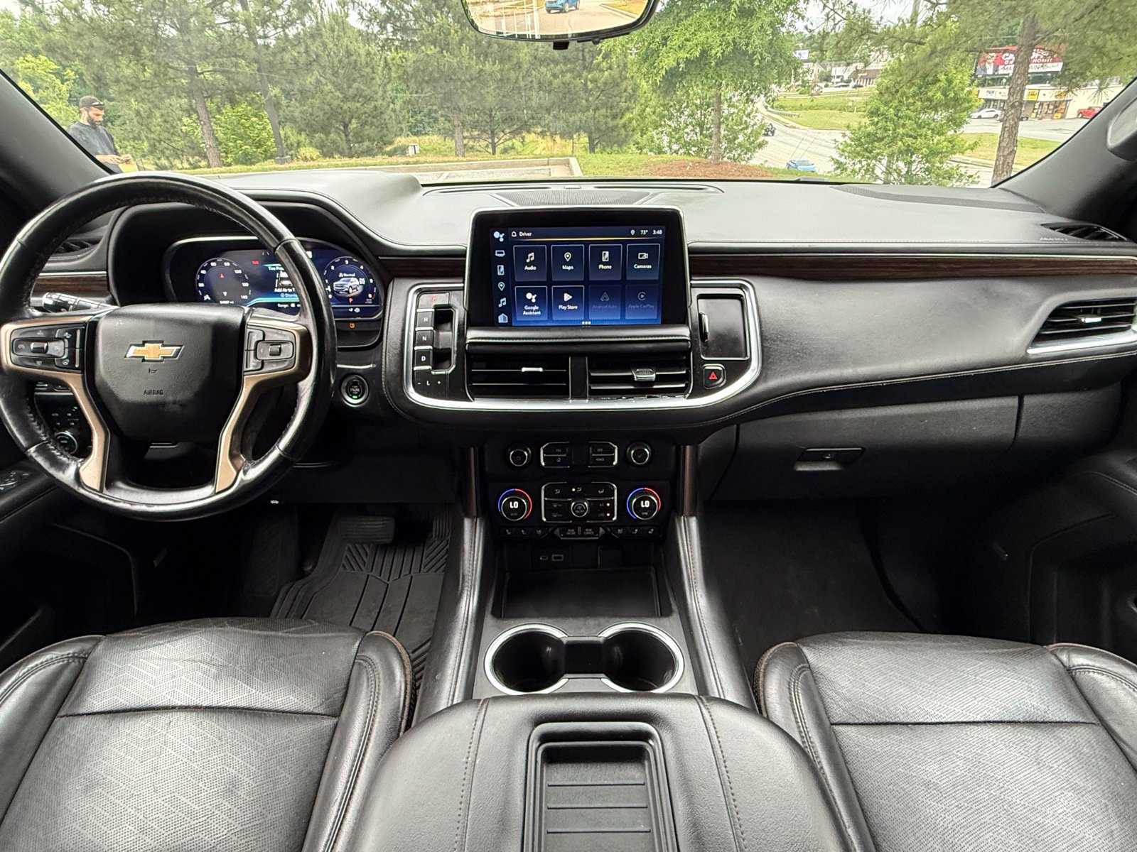 Used 2022 Chevrolet Suburban High Country AWD/4WD image 23