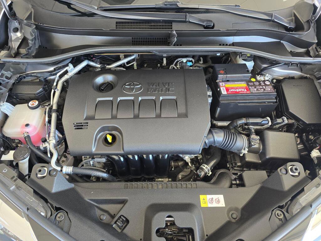 Used 2020 Toyota C-HR XLE image 9