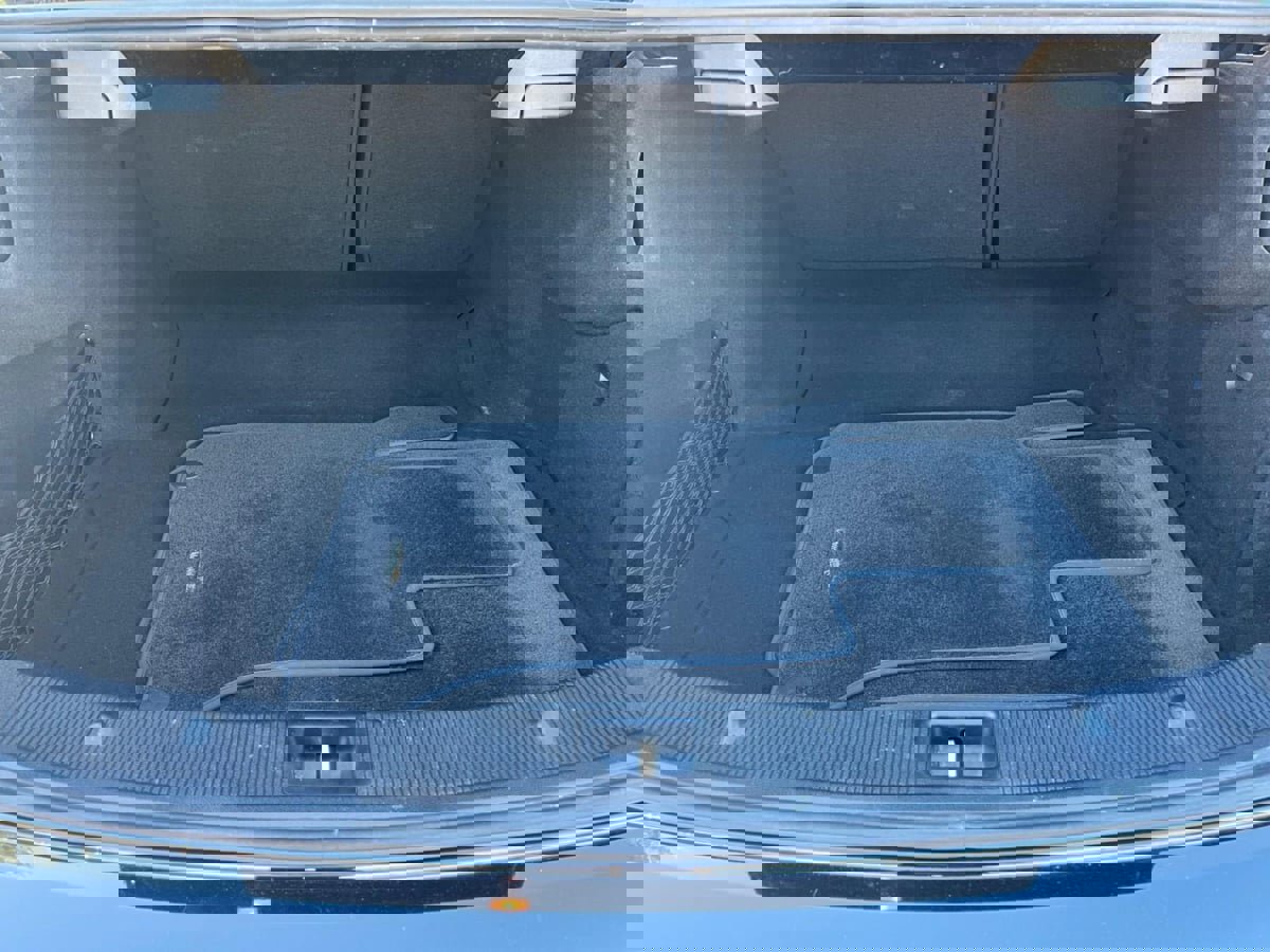 Used 2016 Mercedes-Benz E 400 Coupe image 28