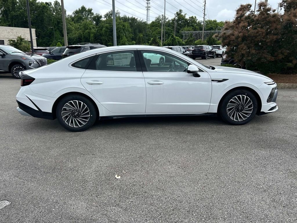New 2025 Hyundai Sonata SEL image 8