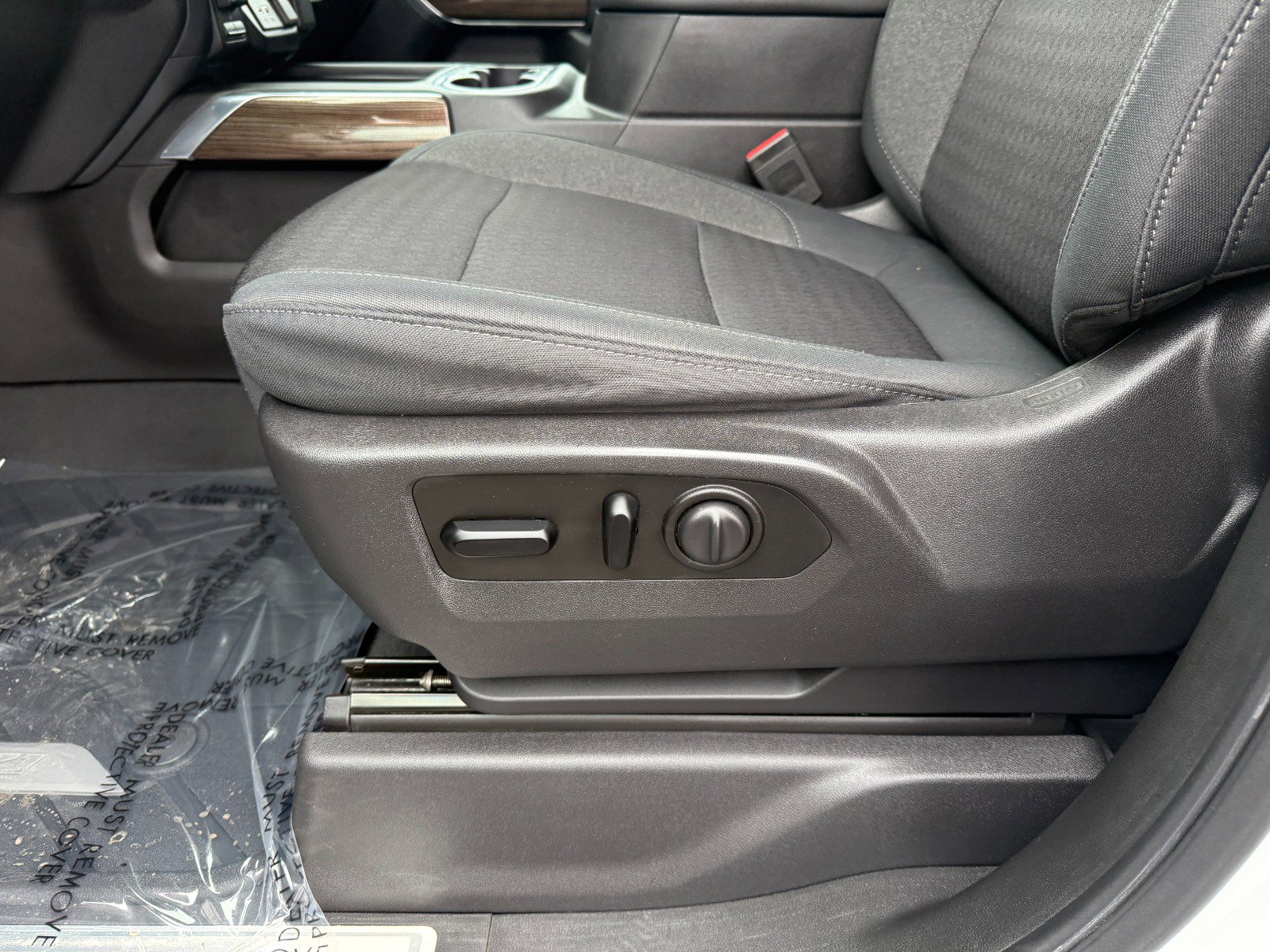 Used 2019 Chevrolet Silverado 1500 LT Trail Boss image 24