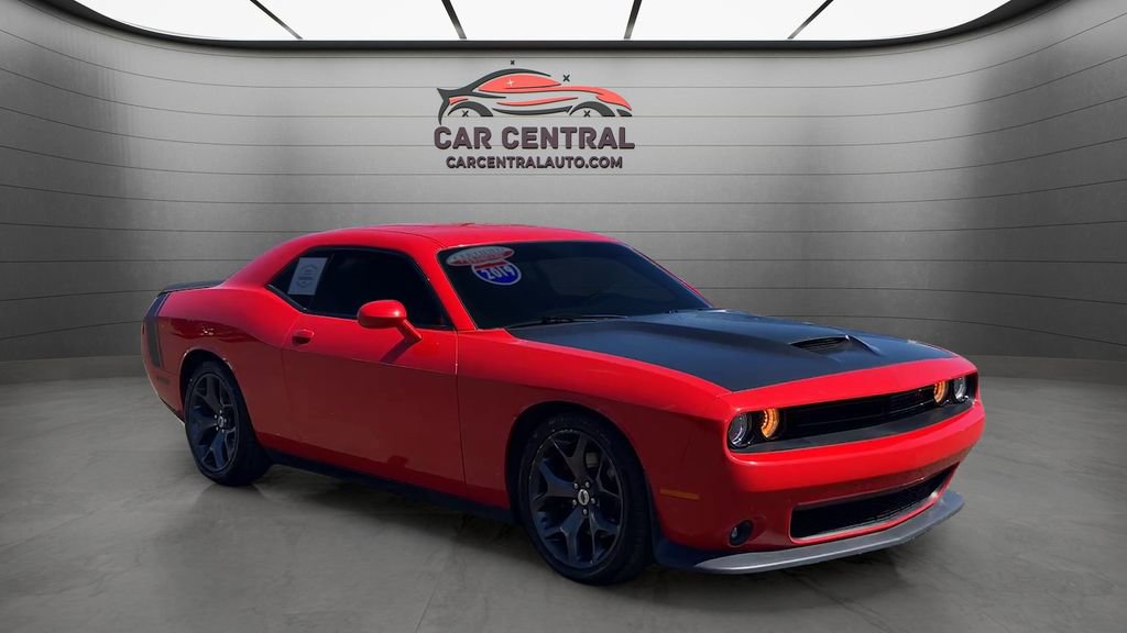Used 2019 Dodge Challenger R/T image 7