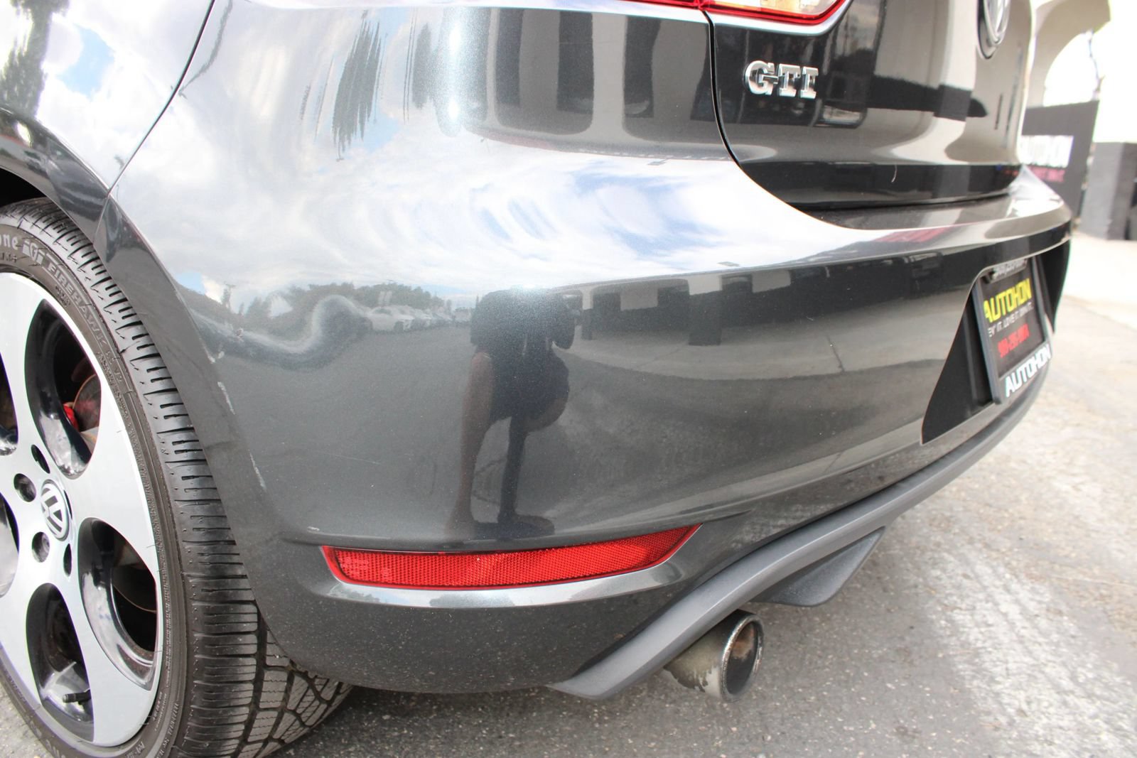 Used 2012 Volkswagen GTI 4-Door FWD image 29