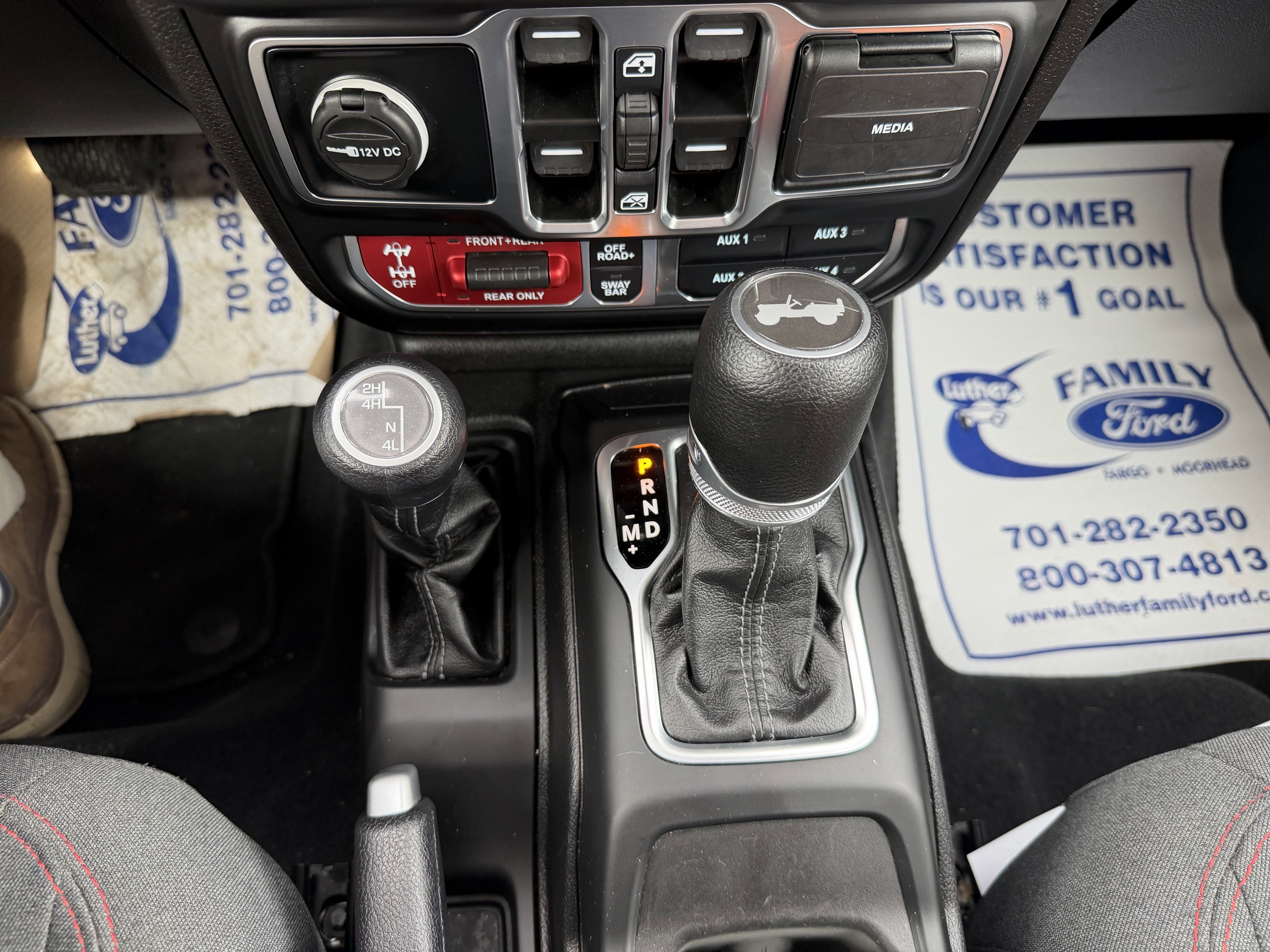 Used 2025 Jeep Wrangler Unlimited Rubicon image 17