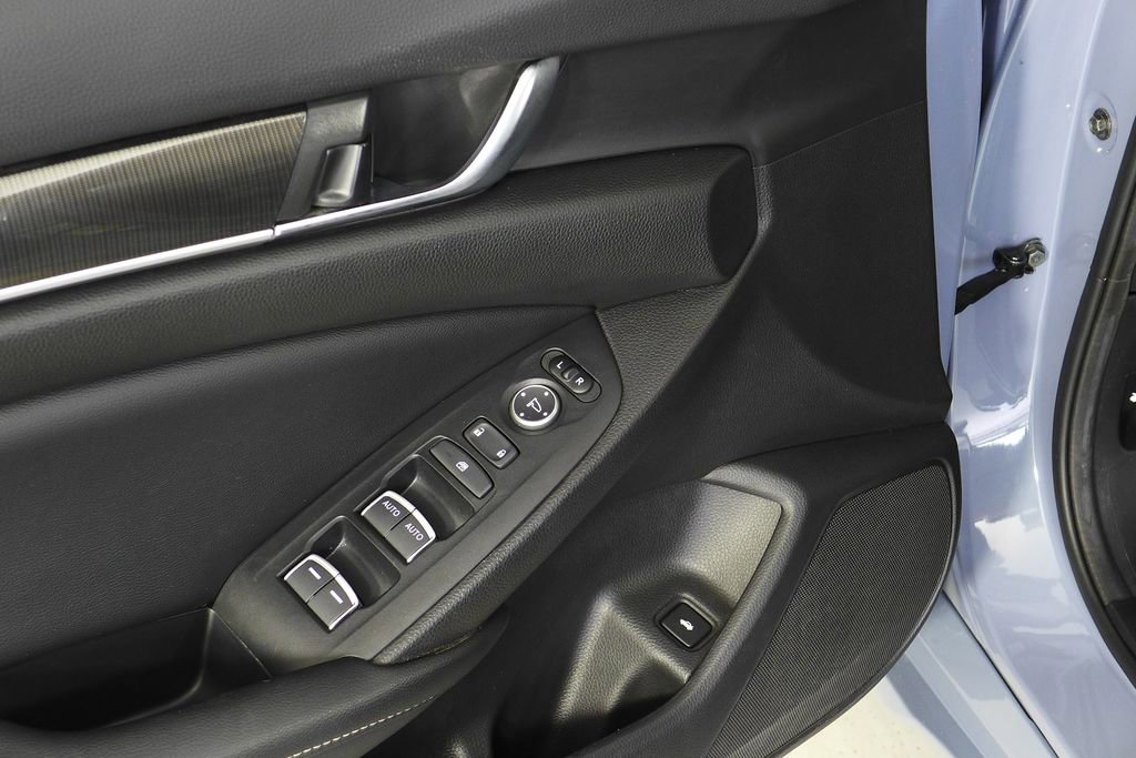 Used 2022 Honda Accord Sport image 12