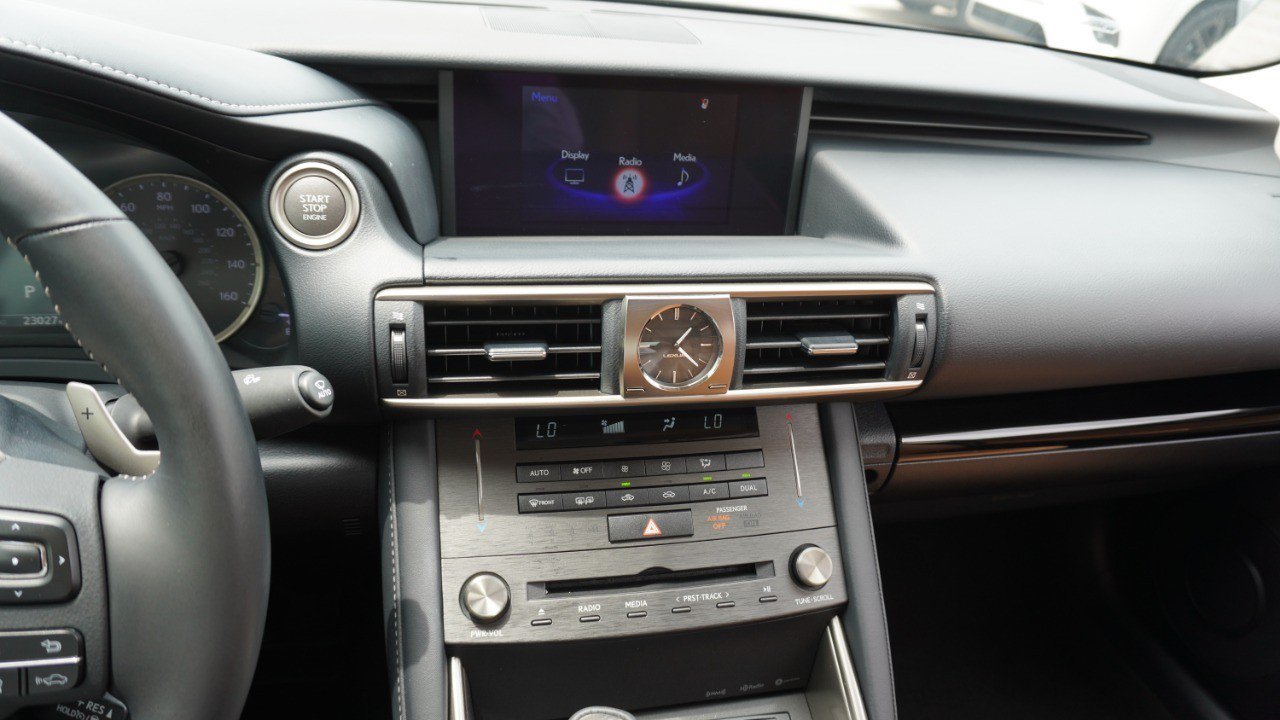 Used 2019 Lexus IS 300 w/ Premium Package RWD image 16