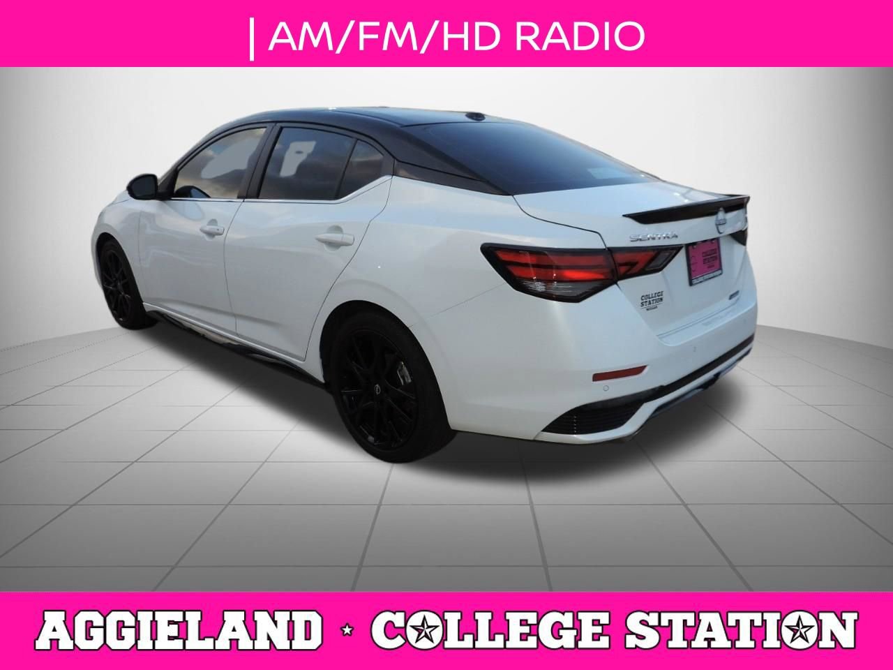 Used 2025 Nissan Sentra SR w/ Midnight Edition image 6