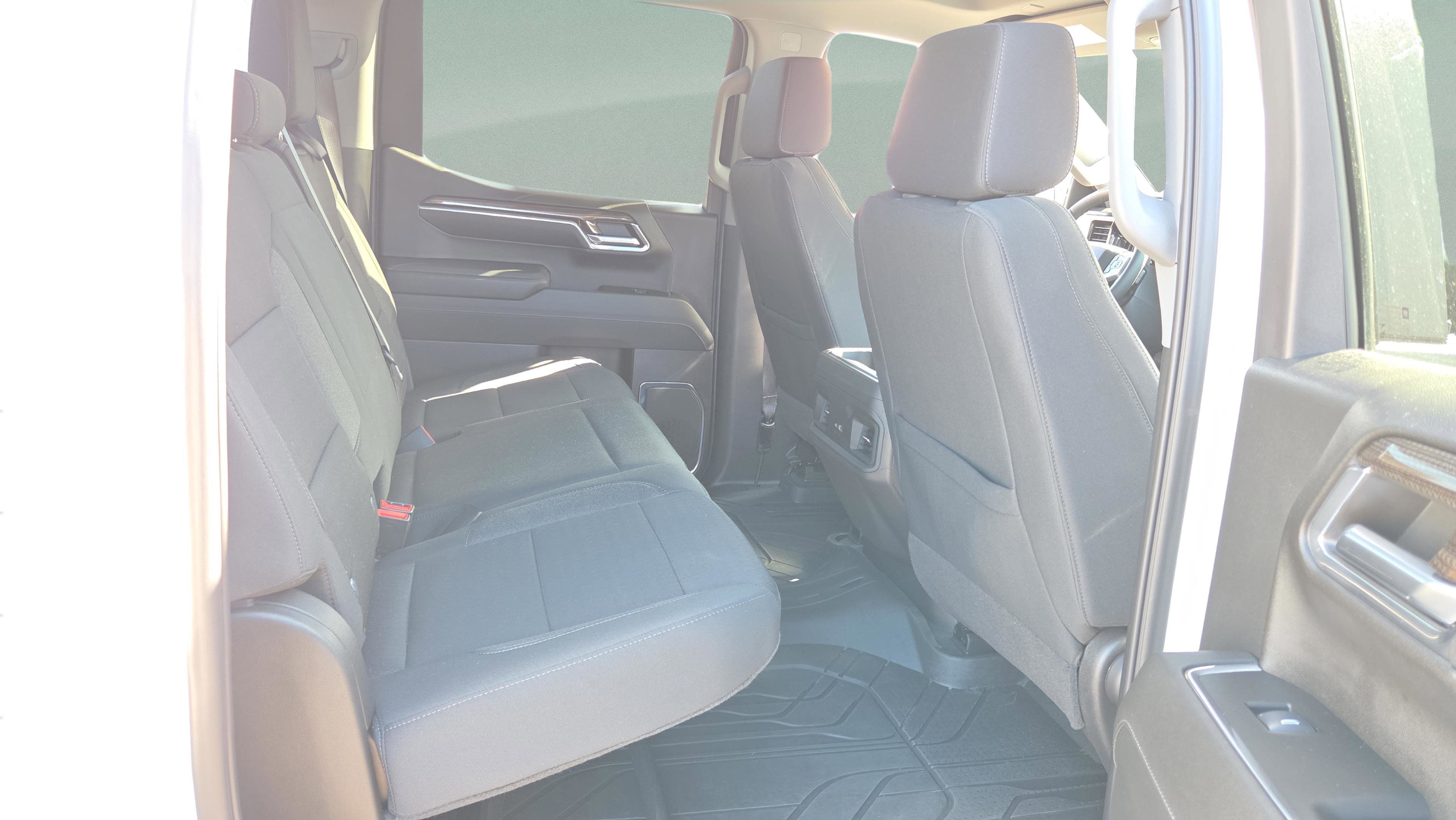 Used 2024 Chevrolet Silverado 1500 RST w/ Convenience Package II image 33