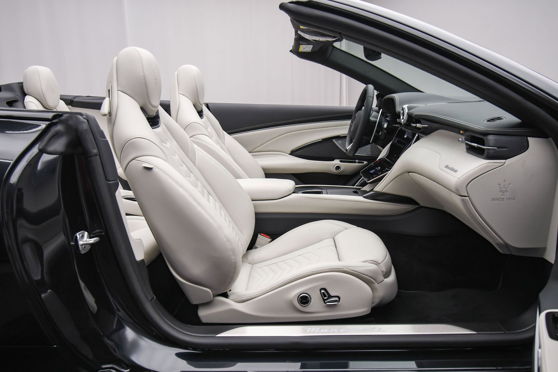 New 2025 Maserati GranCabrio Modena image 45