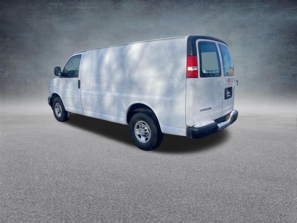 Used 2018 Chevrolet Express 2500 w/ Driver Convenience Package image 3
