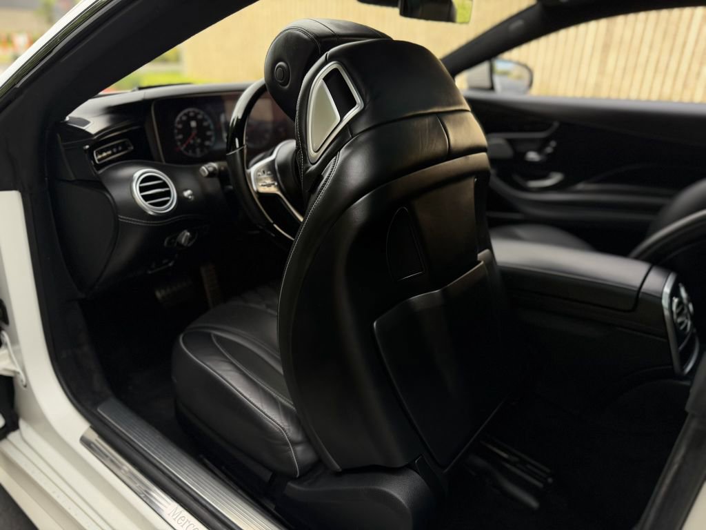 Used 2019 Mercedes-Benz S 560 S560 4MATIC image 22