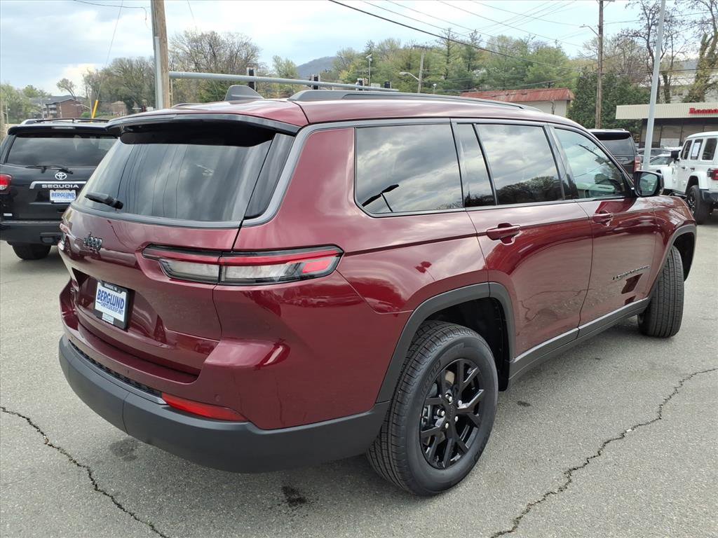 New 2026 Jeep Grand Cherokee L 4WD image 4