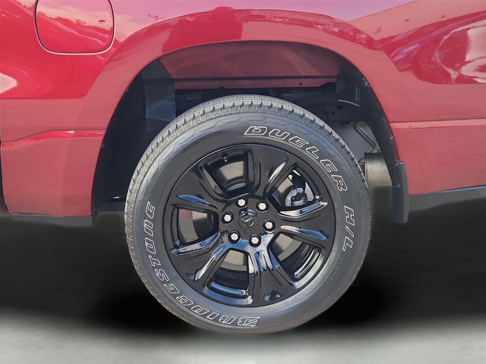 Used 2023 RAM 1500 Laramie AWD/4WD image 32