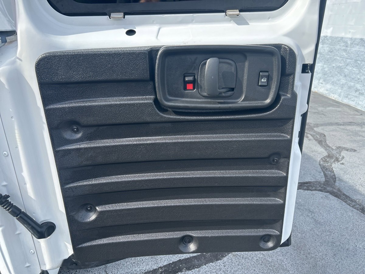 Used 2022 Chevrolet Express 2500 w/ Driver Convenience Package image 27