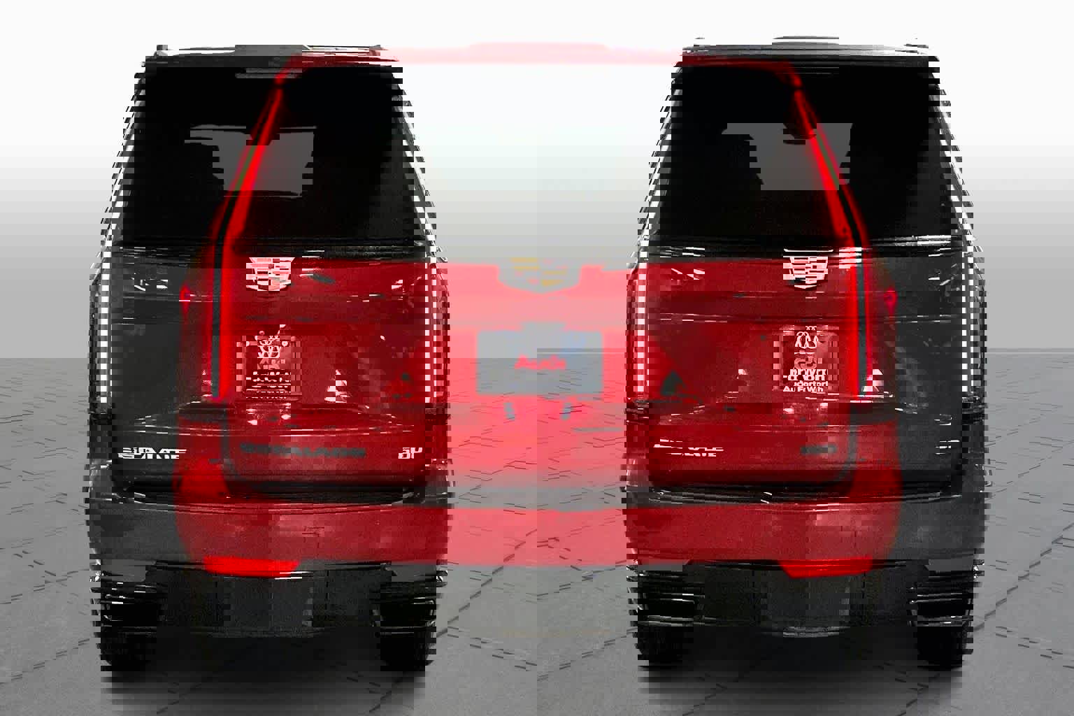 Used 2023 Cadillac Escalade ESV Sport Platinum image 4