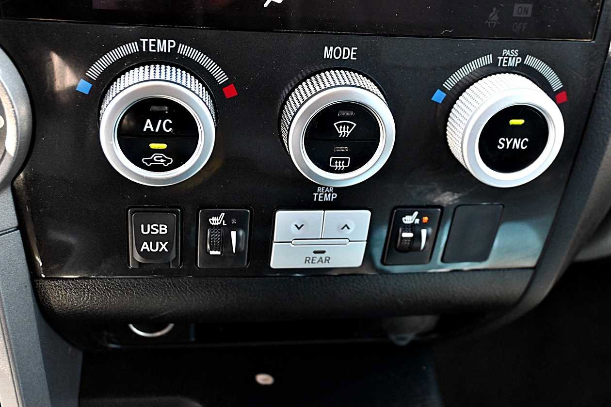 Used 2012 Toyota Sequoia Limited image 31