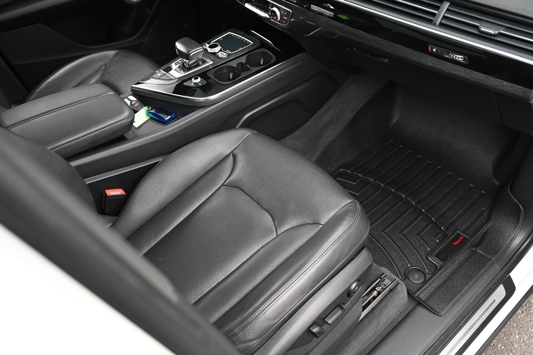 Used 2018 Audi Q7 3.0T Prestige AWD/4WD image 24