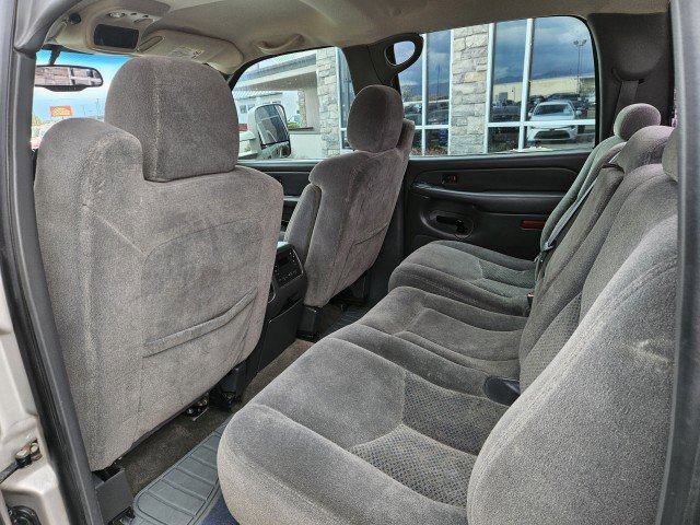 Used 2005 Chevrolet Silverado 2500 LS w/ Heavy-Duty Power Package AWD/4WD image 20