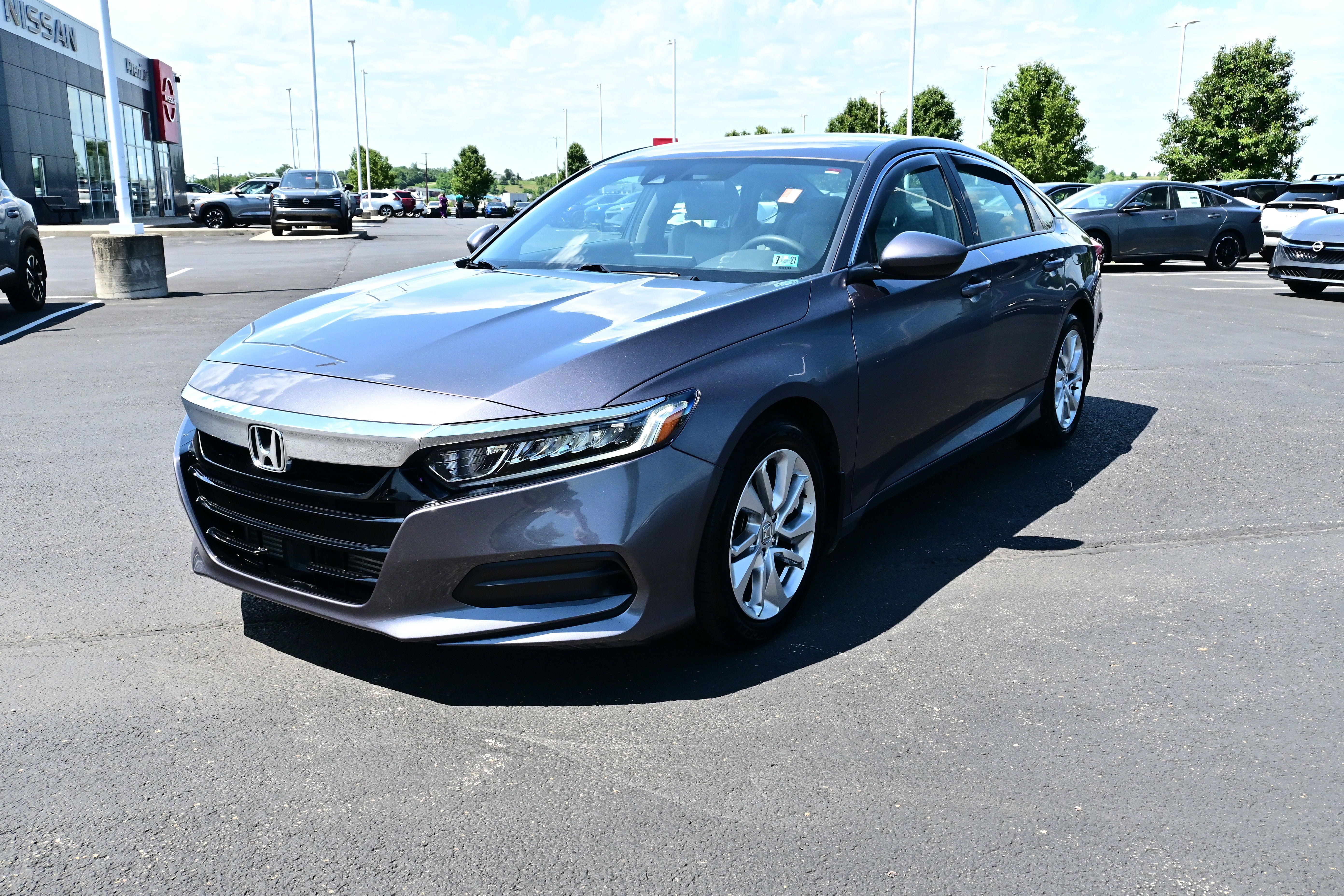 Used 2018 Honda Accord LX image 4