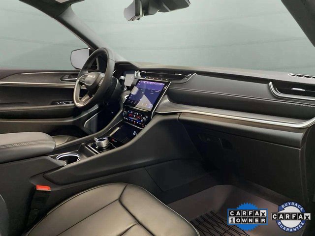 Used 2025 Jeep Grand Cherokee Limited 4xe image 22