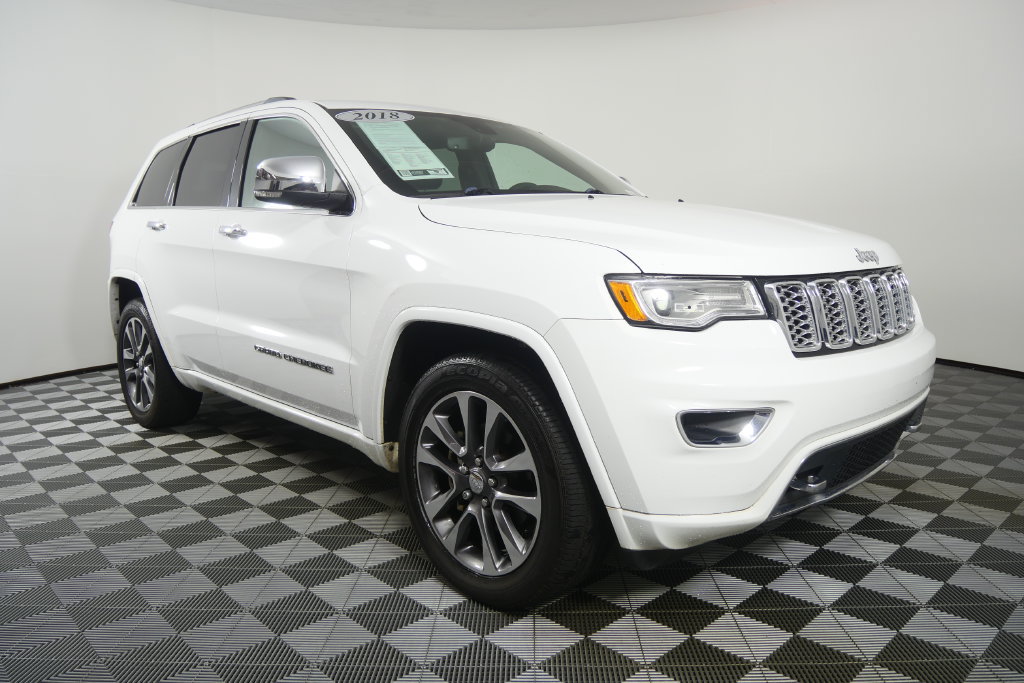 Used 2018 Jeep Grand Cherokee Overland RWD image 2