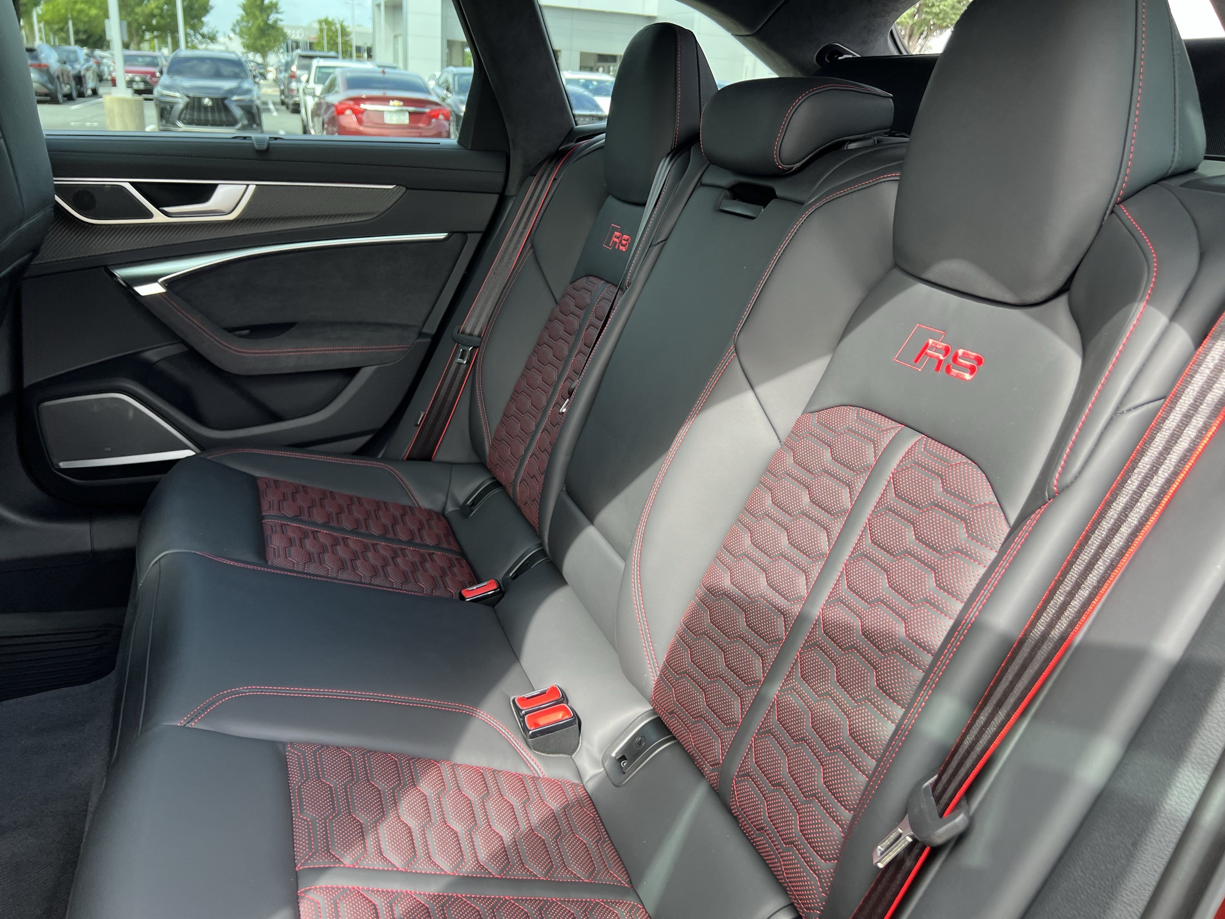 Certified 2025 Audi RS 6 performance AWD/4WD image 32