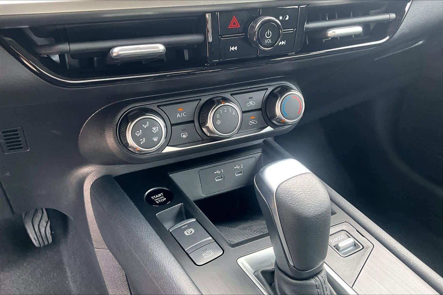 New 2026 Nissan Kicks S FWD image 14