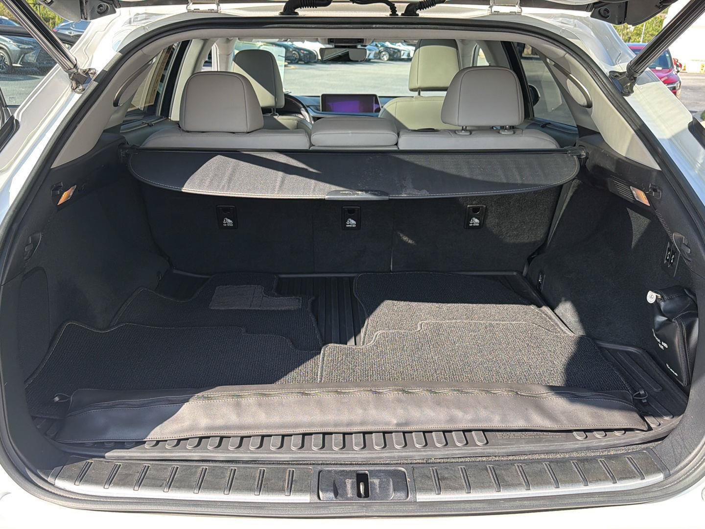 Used 2016 Lexus RX 350 FWD w/ Luxury Package image 35