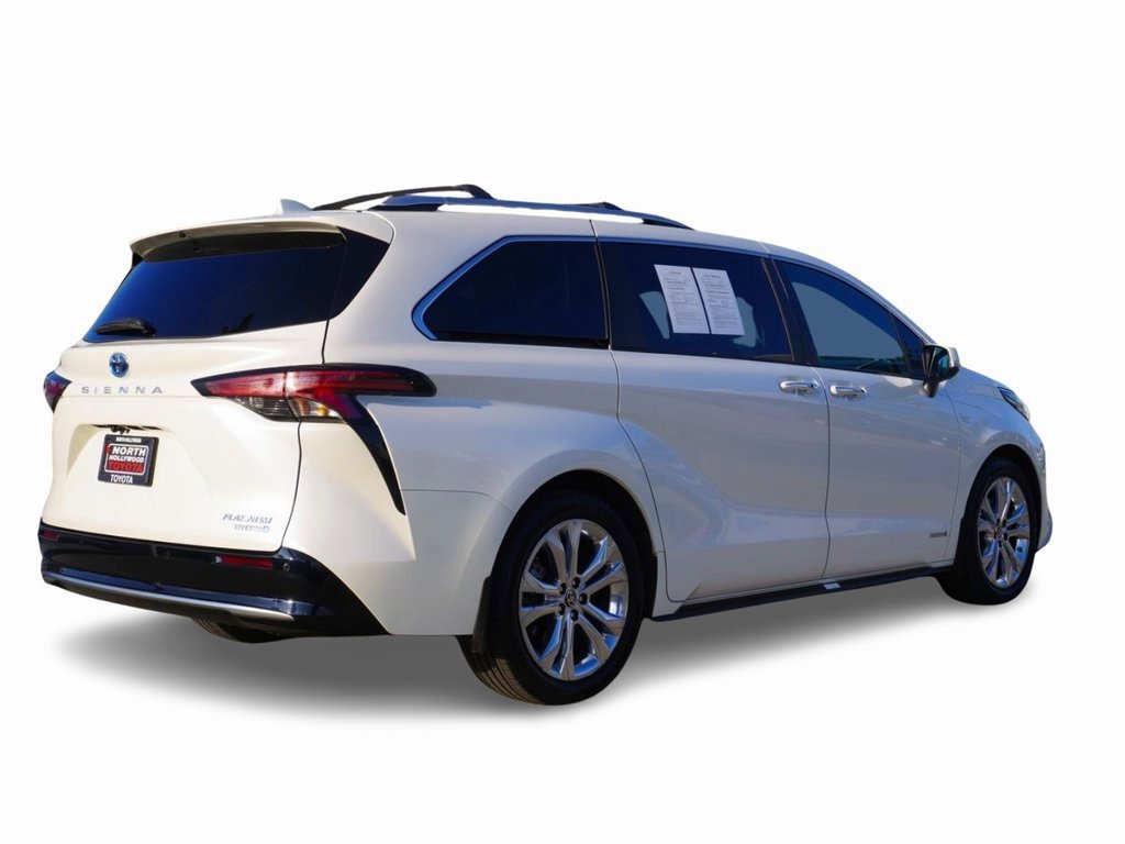 Used 2021 Toyota Sienna Platinum image 7