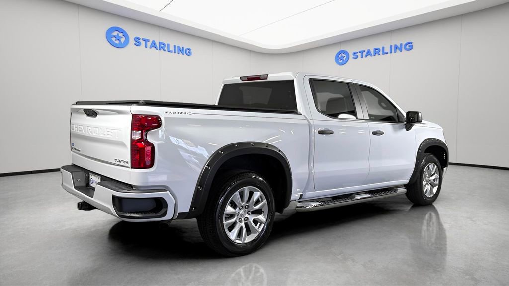Used 2024 Chevrolet Silverado 1500 Custom RWD image 9