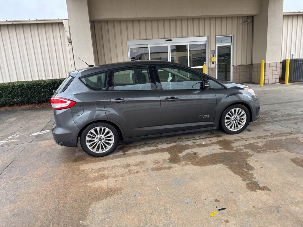 Used 2017 Ford C-MAX Energi SE w/ Equipment Group 401A image 11